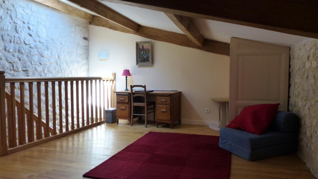 Holiday home Les Hirondelles *